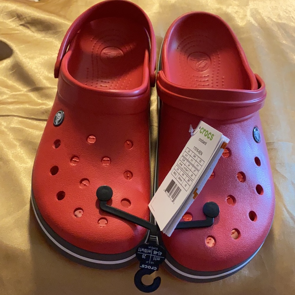 ***********Crocs*********** - Picture 2 of 4